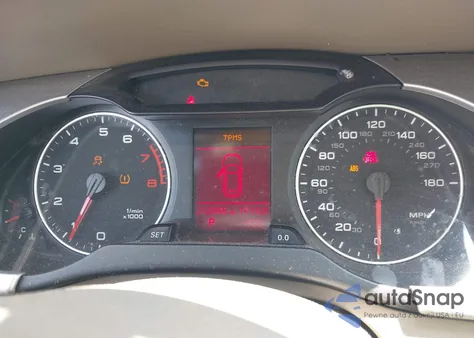 2012 Audi A4 2.0T Premium z USA, uszkodzony, nr VIN WAUSFAFL1CA113935